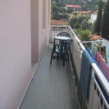 Clermary Apartment Diano Marina